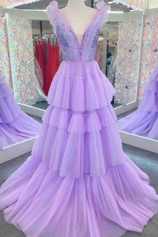 Vestido formal largo de tul escalonado color lavanda con lentejuelas en la parte superior