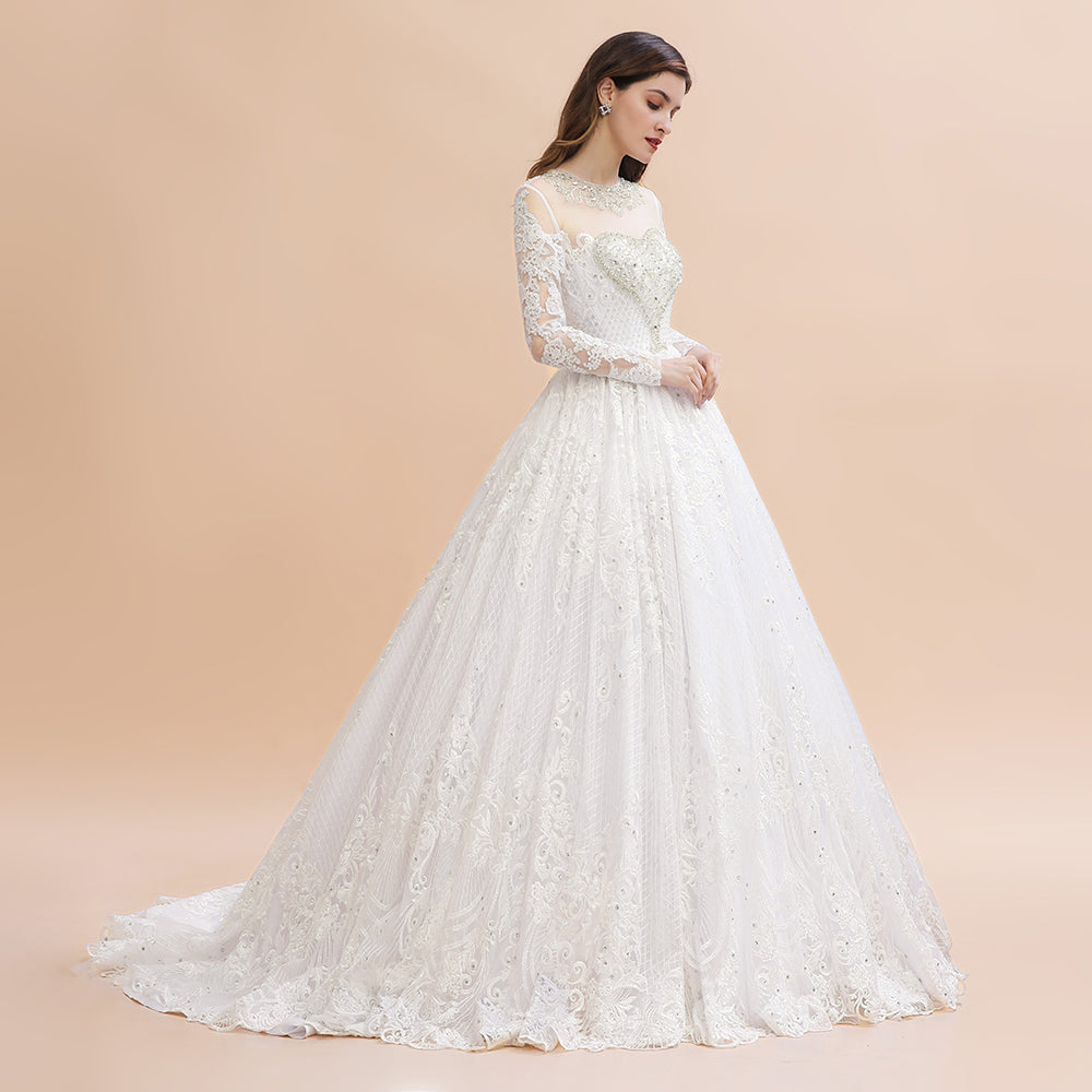 Glamouröses Brautkleid mit langen Ärmeln und Perlen in Weiß/Elfenbein
