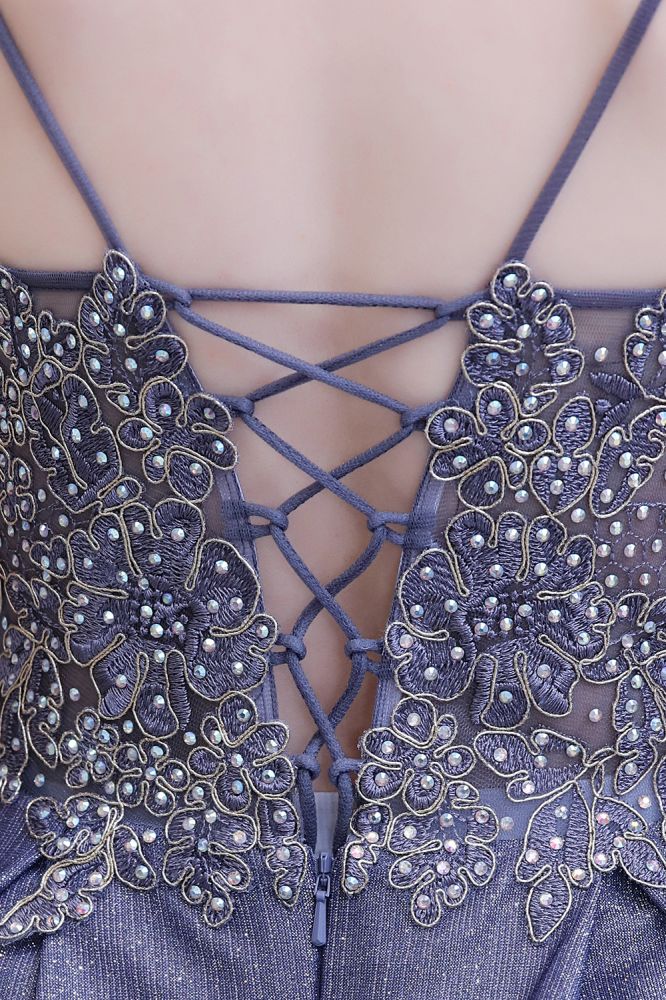 Glamouröses Spaghetti-Ombre-Partykleid in Lila mit glitzerndem A-Linien-Muster