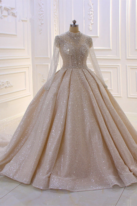 Wunderschönes langes Ballkleid-Brautkleid aus Satin mit hohem Halsausschnitt und Pailletten