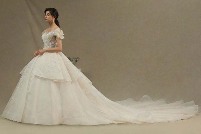 Wunderschöne Brautkleider Prinzessin