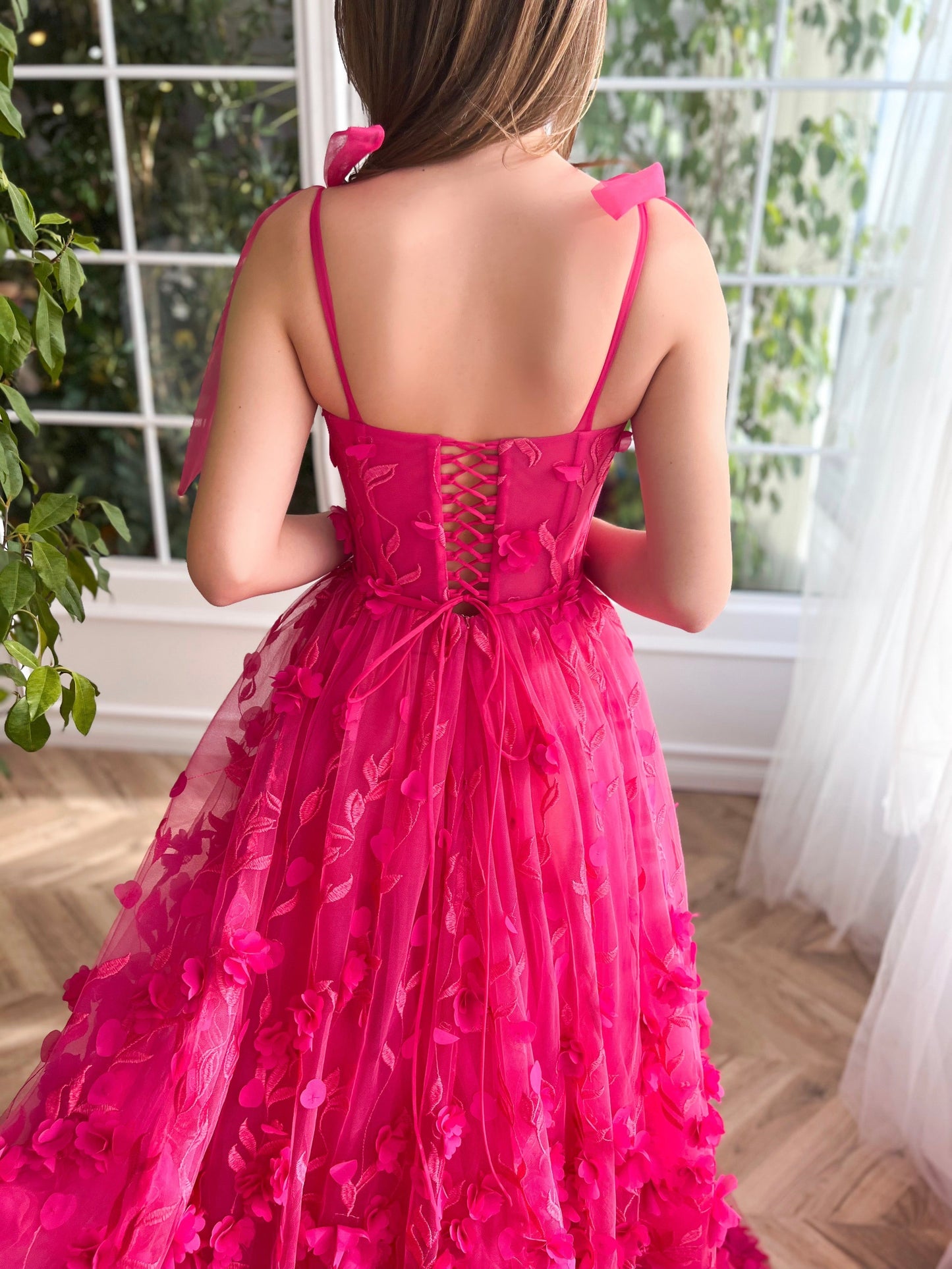 Vestido de fiesta elegante fucsia de corte A con encaje de flores 3D y abertura