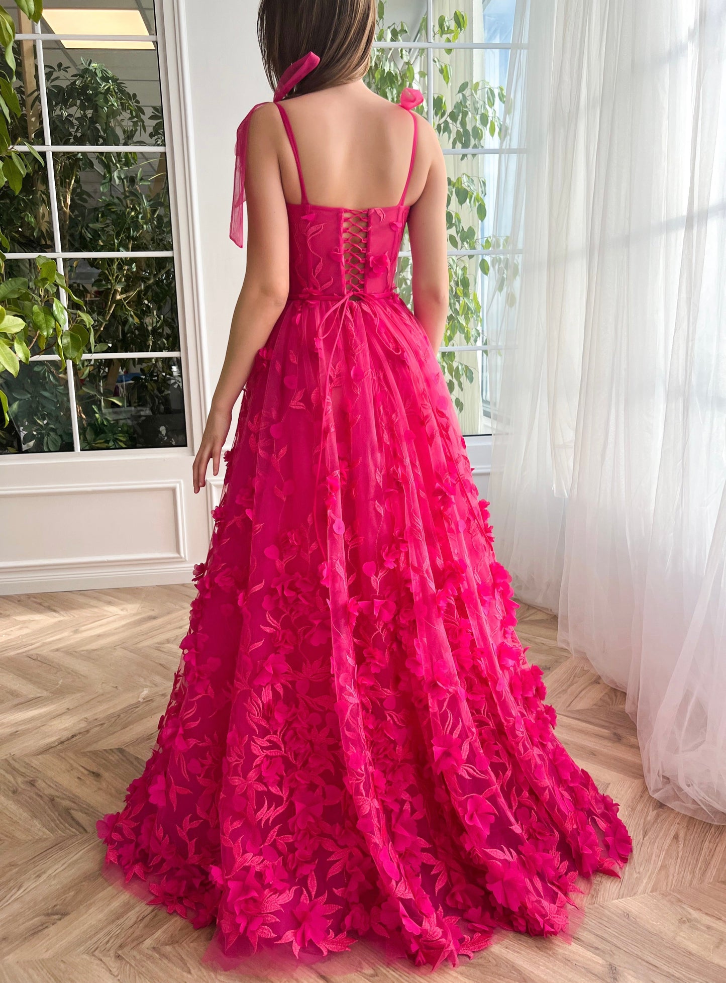 Vestido de fiesta elegante fucsia de corte A con encaje de flores 3D y abertura