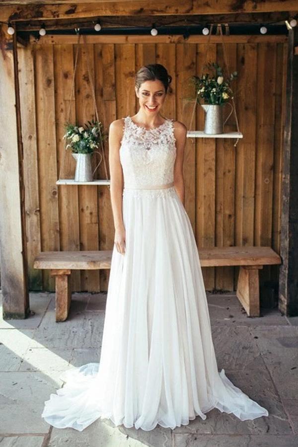 Ivory Beach Wedding Dress Lace Boho Bridal Gown With Train