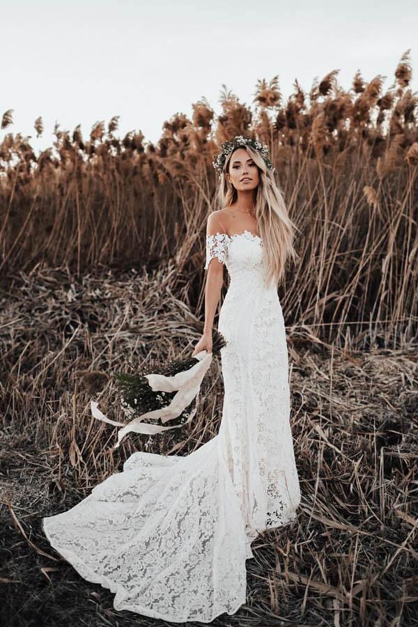 Ivory Mermaid Lace Wedding Dresses Neckline Beach Wedding Dress