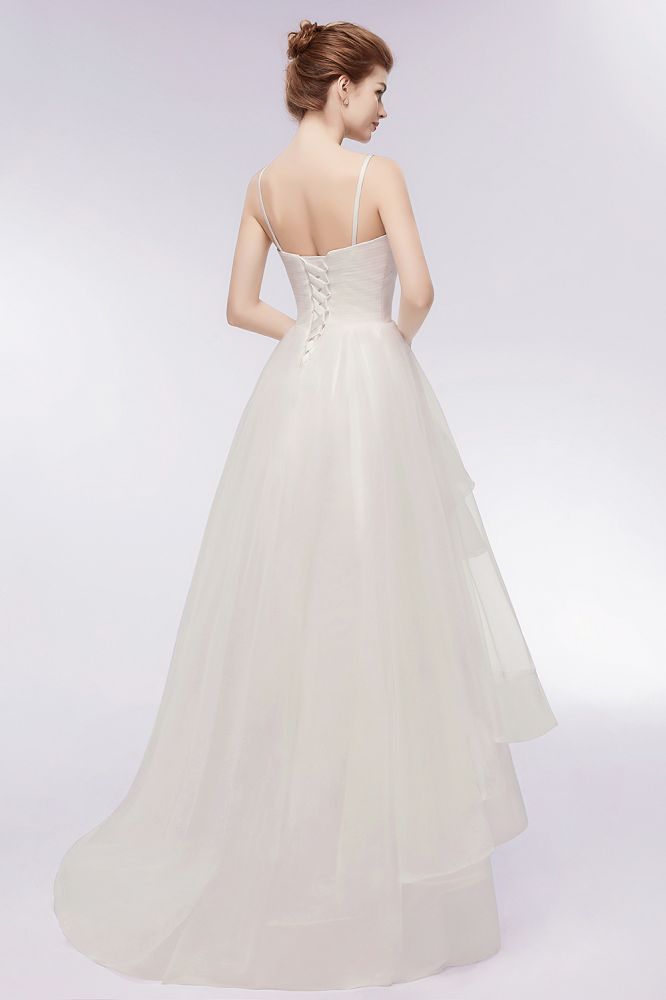 Elfenbeinfarbenes A-Linien-Brautkleid mit Spaghettiträgern und Rüschen