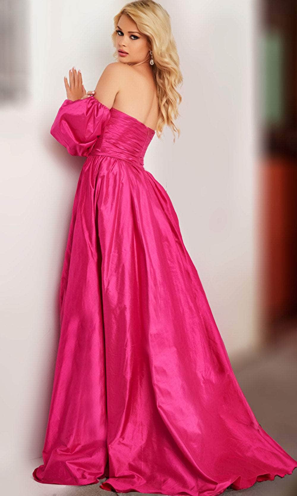 Vestido de tafetán con mangas abullonadas y corte A