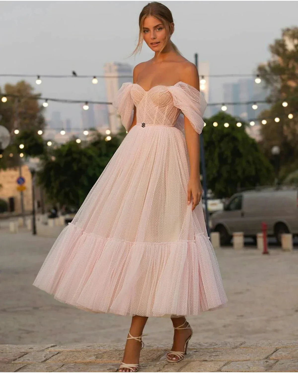 A-Linie Tüll Sweetheart Tee-Länge Homecoming Kleid