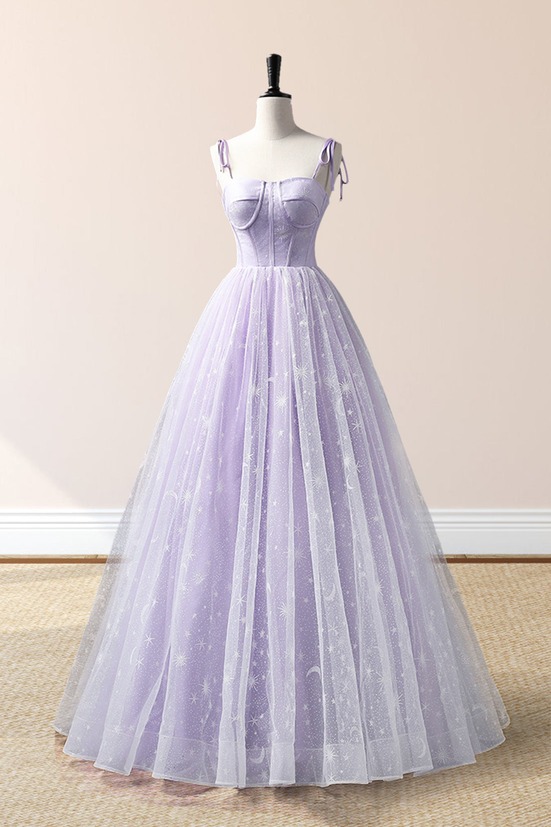 Lavendelfarbenes Abendkleid mit Tüllträgern und bodenlanger Länge, Lavendelfarbenes A-Linien-Ballkleid