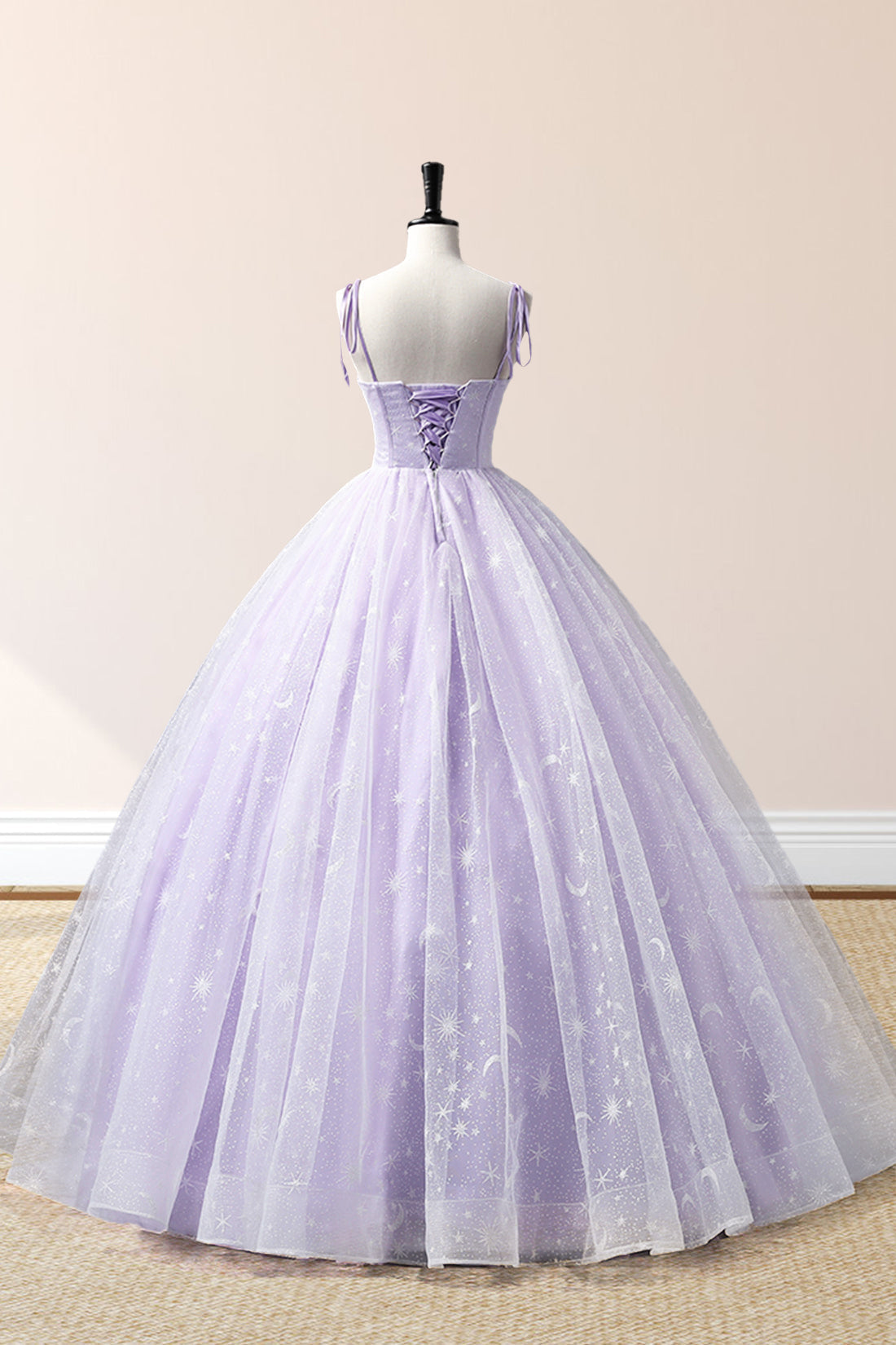Lavendelfarbenes Abendkleid mit Tüllträgern und bodenlanger Länge, Lavendelfarbenes A-Linien-Ballkleid