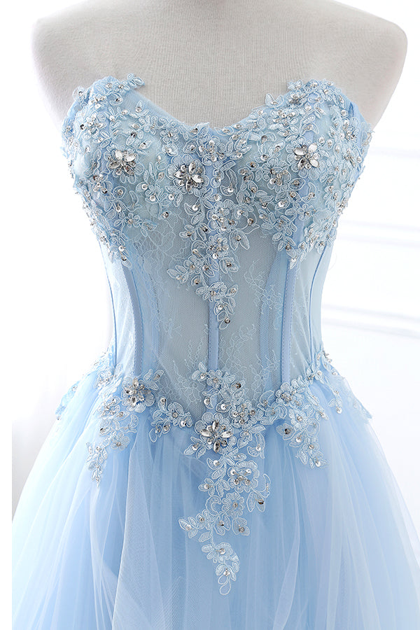 Vestido de fiesta largo con cuentas azul claro