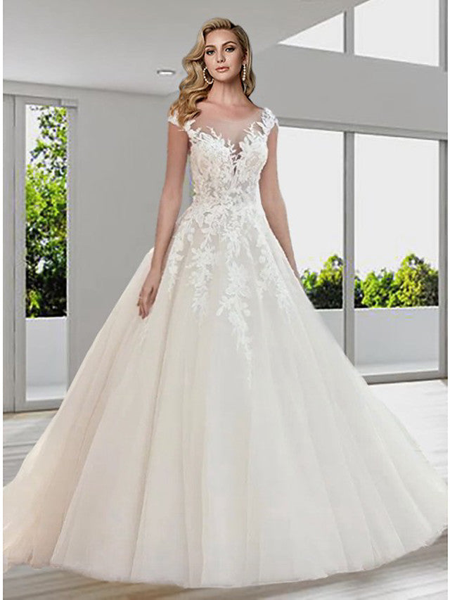 Langes A-Linien-Brautkleid mit Rundhalsausschnitt und Pinselschleppe
