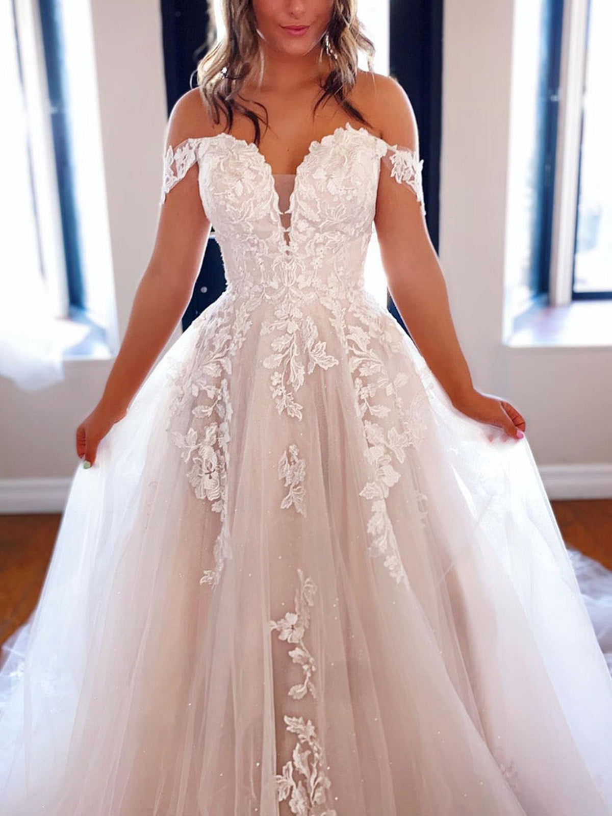 Vestido de fiesta largo de tul con hombros descubiertos y corte en A, de encaje blanco, para noche formal