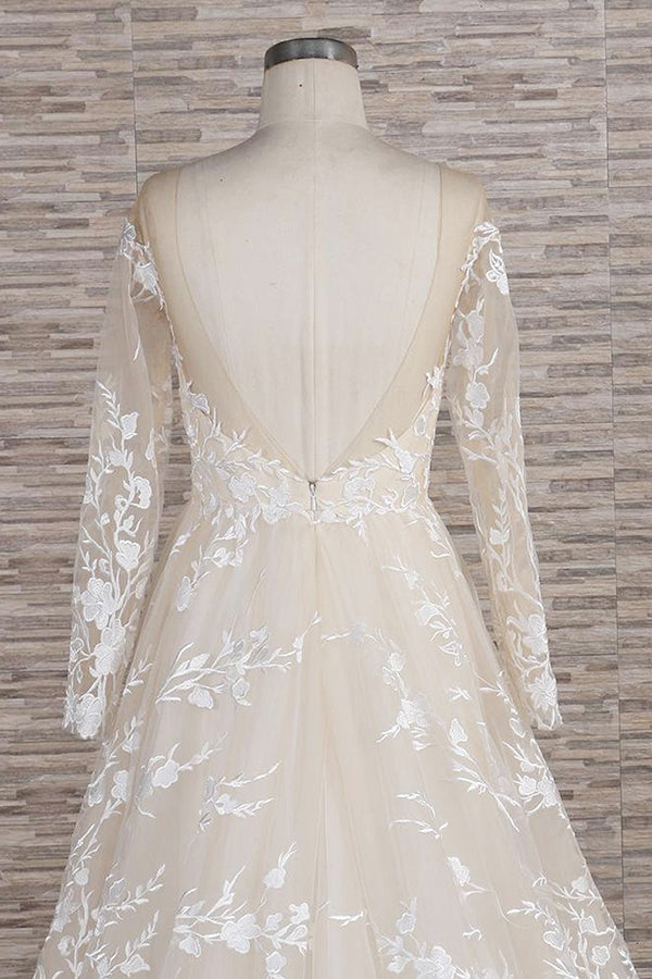 Langes A-Linien-Brautkleid aus Tüll mit Herzausschnitt und Applikationen