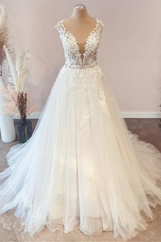 Langes A-Linien-Brautkleid mit Herzausschnitt und floraler Spitze und Tüll