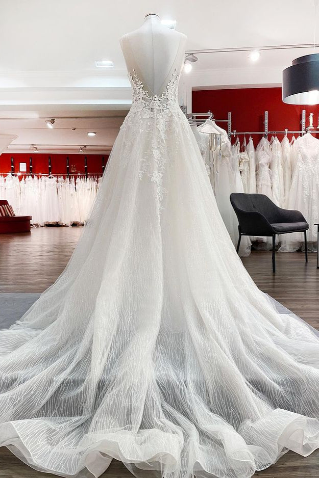 Langes A-Linien-Brautkleid aus Tüll mit Herzausschnitt und offenem Rücken