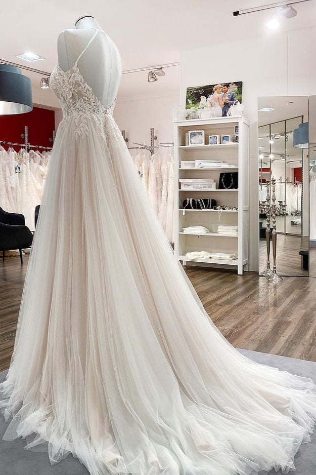 Langes A-Linien-Brautkleid aus Tüll mit offenem Rücken und Neckholder