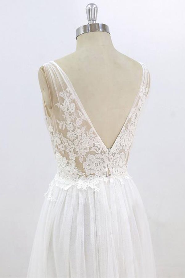 Langes Brautkleid in A-Linie mit V-Ausschnitt, Spitze und Tüll mit offenem Rücken
