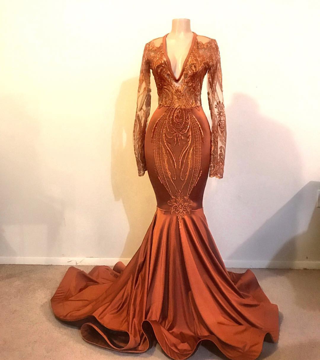 Long Mermaid V-neck Appliques Lace Satin Prom Dress with Sleeves