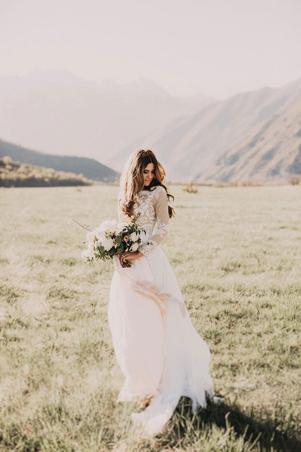 Long Sleeve A-line Appliques Lace Chiffon Wedding Dress