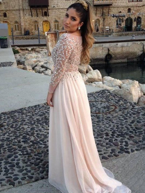 Vestido elegante de gasa con mangas largas, corte A/bote y cuentas hasta el suelo