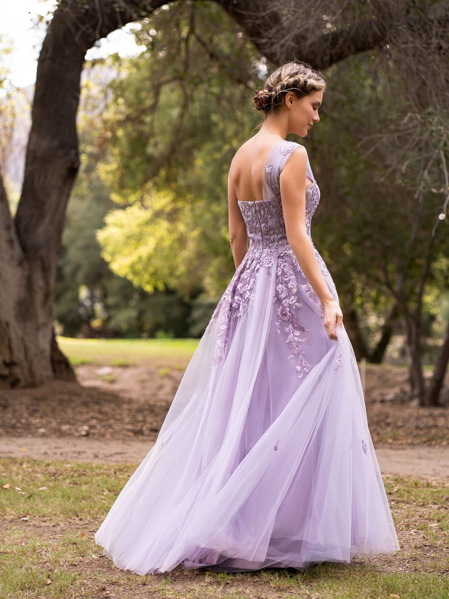 Vestido de fiesta de tul con escote corazón, un hombro y largo hasta el suelo