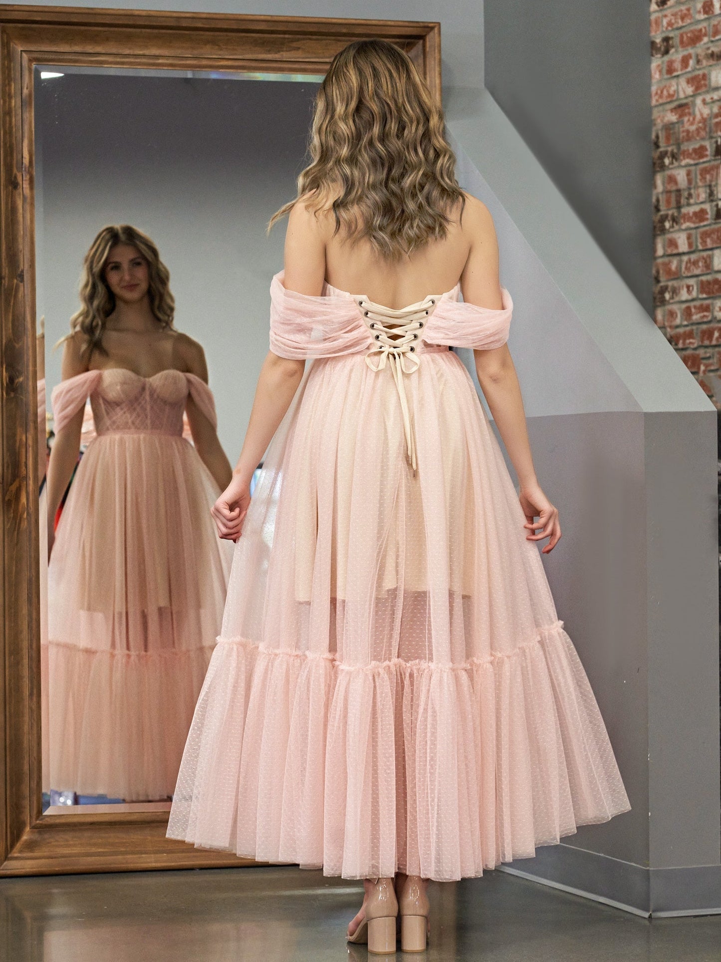 A-Linien-Ballkleid aus rosa Tüll mit Herzausschnitt und bodenlangem Saum