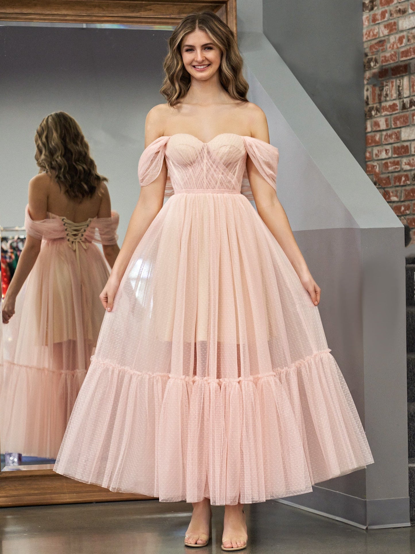 A-Linien-Ballkleid aus rosa Tüll mit Herzausschnitt und bodenlangem Saum