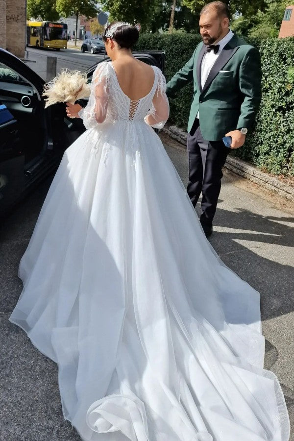 Prinzessin Langes A-Linien-Brautkleid mit V-Ausschnitt und langen Ärmeln