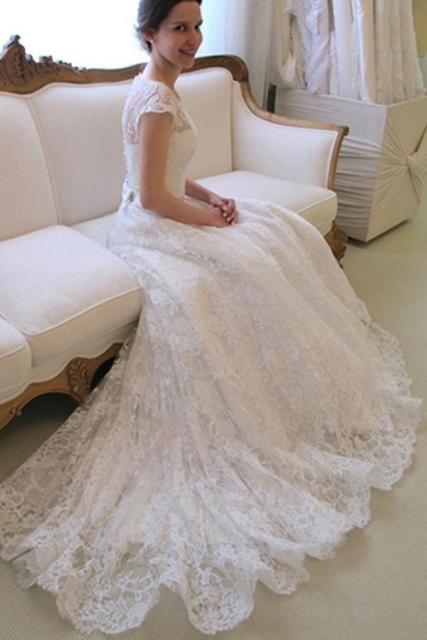 A-Linien-Brautkleid mit U-Ausschnitt und kurzen Ärmeln und Spitze