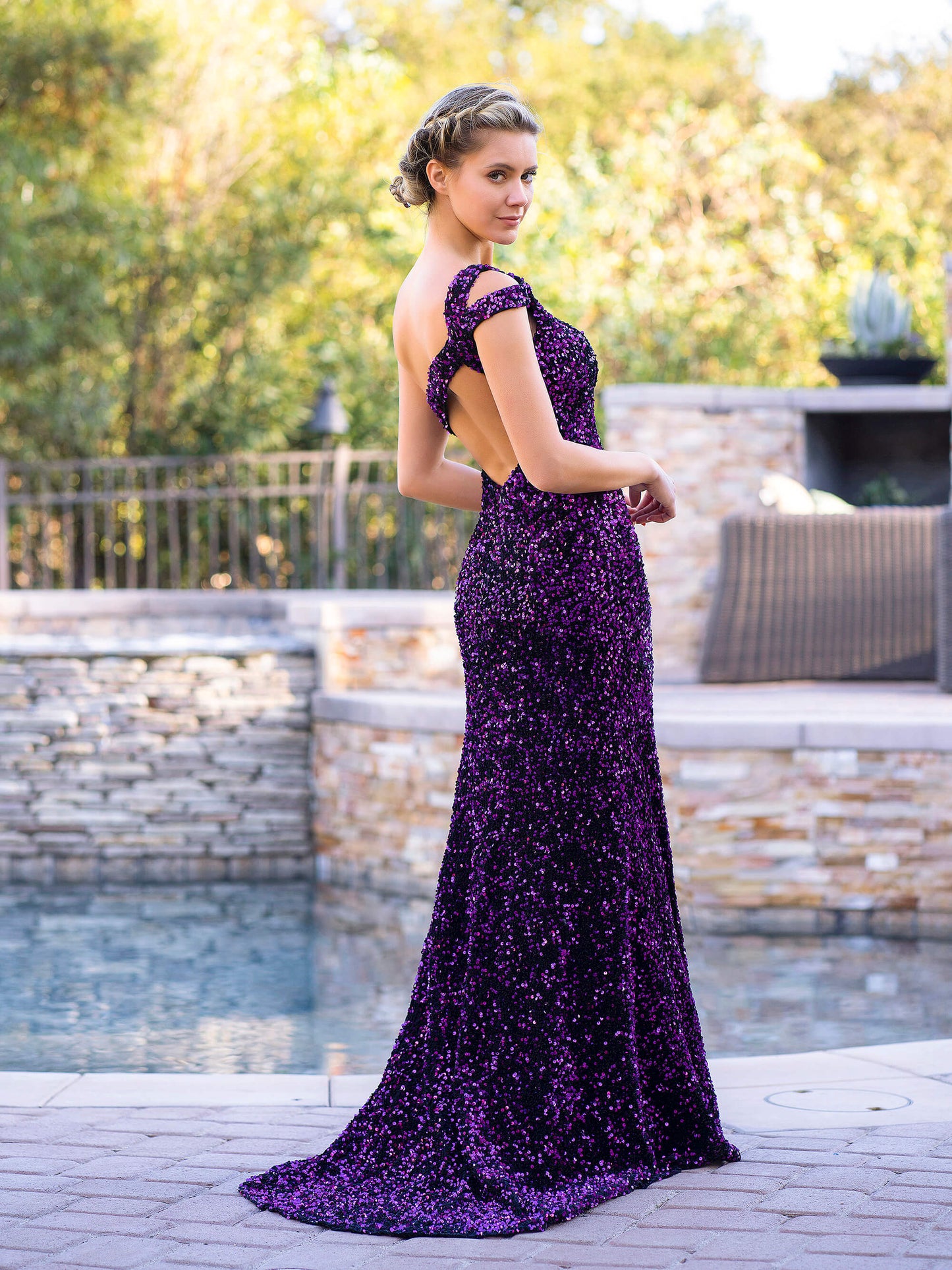 Vestido de fiesta largo de sirena con un solo hombro, lentejuelas y abertura
