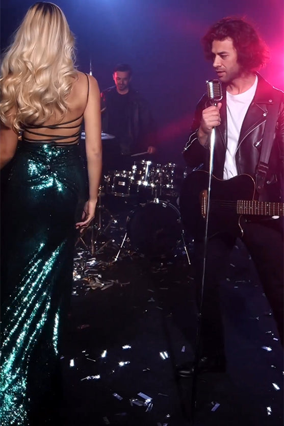 Vestido de fiesta sexy largo verde oscuro de un solo hombro con lentejuelas, sin mangas y abertura