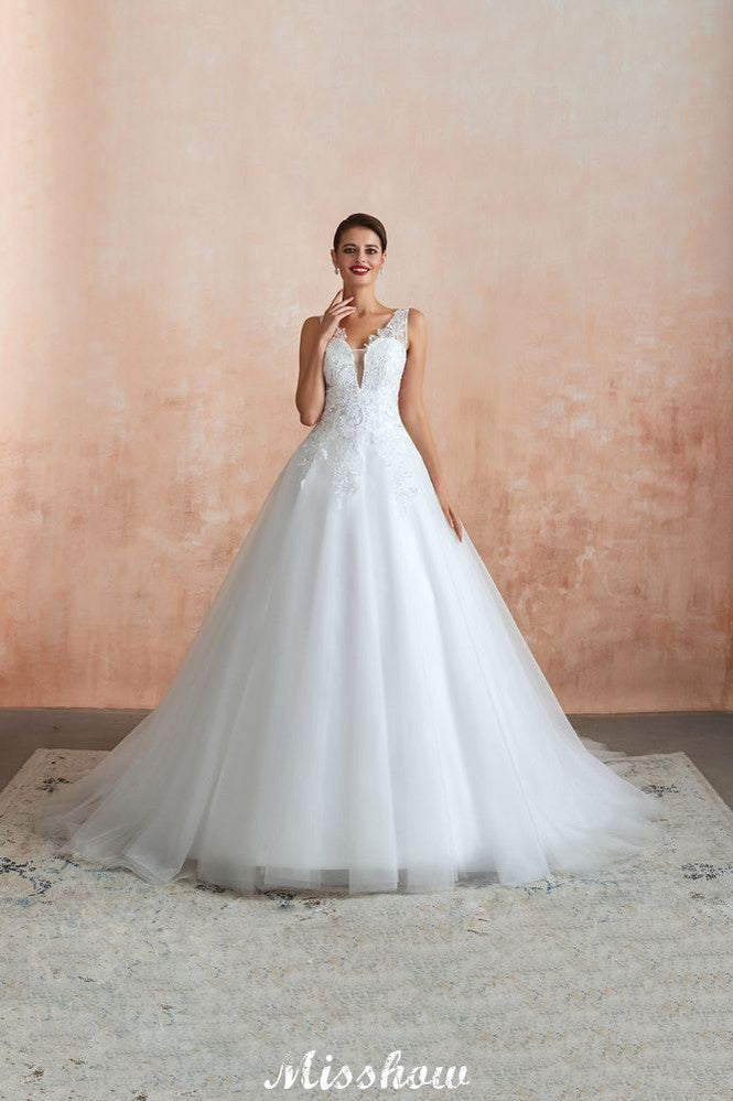 Sexy Pluging V-Neck Wedding Dress Sheer Lace Aline Bridal Gown