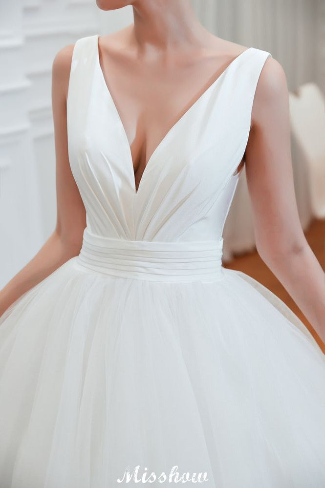 Sexy V-Neck Sleeveless Princess Spring Wedding Dress | White Low Back Bridal Gowns with Belt