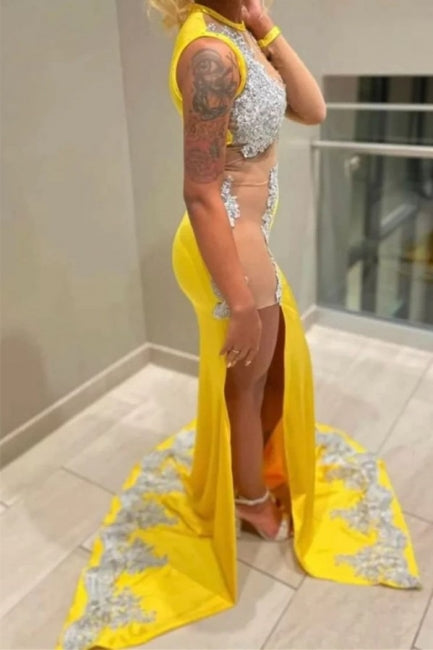 Vestido de fiesta de sirena sexy amarillo con joya, largo hasta el suelo, de encaje, sin mangas y con abertura
