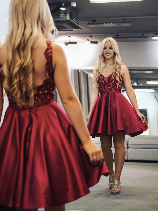 Kurze A-Linie V-Ausschnitt Satin Spitze Ballkleider Burgund Homecoming Kleider