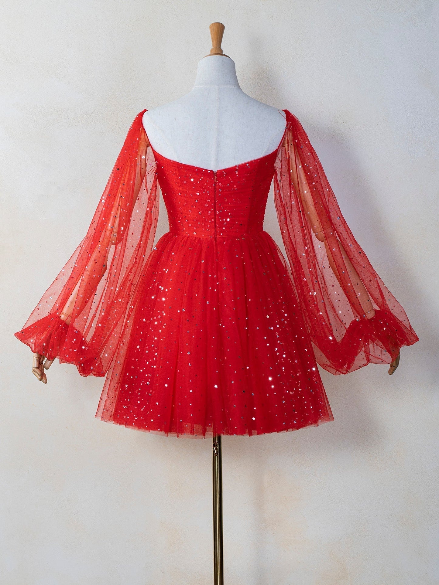 Minikleid in Starlit Cloud-Länge mit Herzausschnitt