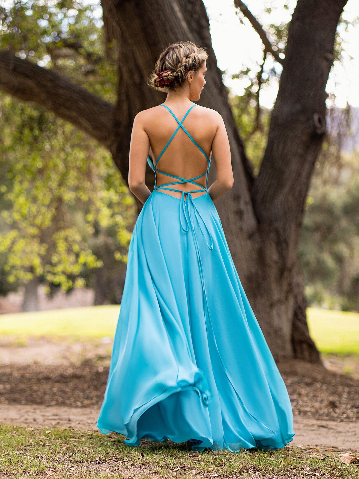 Vestido de fiesta de corte A recto de gasa hasta el suelo con espalda recortada