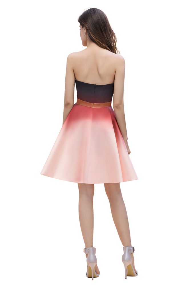 Trägerloses Mini-Partykleid aus Satin mit Farbverlauf, knielanges Homecoming-Kleid