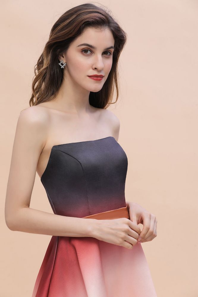 Trägerloses Mini-Partykleid aus Satin mit Farbverlauf, knielanges Homecoming-Kleid