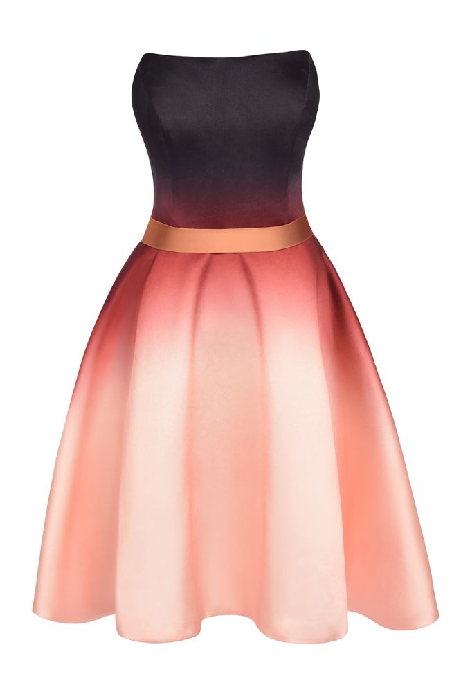 Trägerloses Mini-Partykleid aus Satin mit Farbverlauf, knielanges Homecoming-Kleid