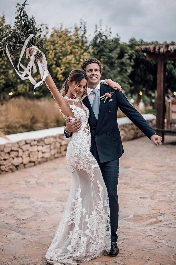 Atemberaubende Spitzenapplikationen, durchsichtig, Meerjungfrau, rustikale Hochzeit mit Ärmeln