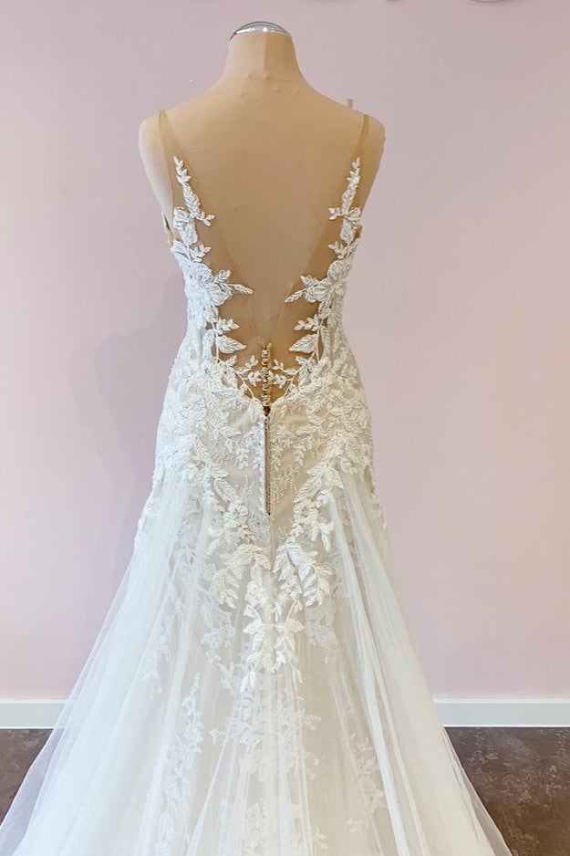 Impresionante vestido de novia largo de corte A con escote en forma de corazón de tul y apliques de encaje