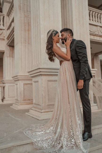 Stilvolles ärmelloses Abend- und Partykleid mit V-Ausschnitt und rückenfreiem A-Linien-Ballkleid mit Spitzenapplikationen