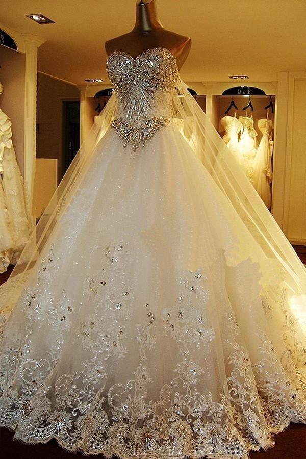 Sweetheart Ball Gown Watteau Train Wedding Dress with Appliques Beading