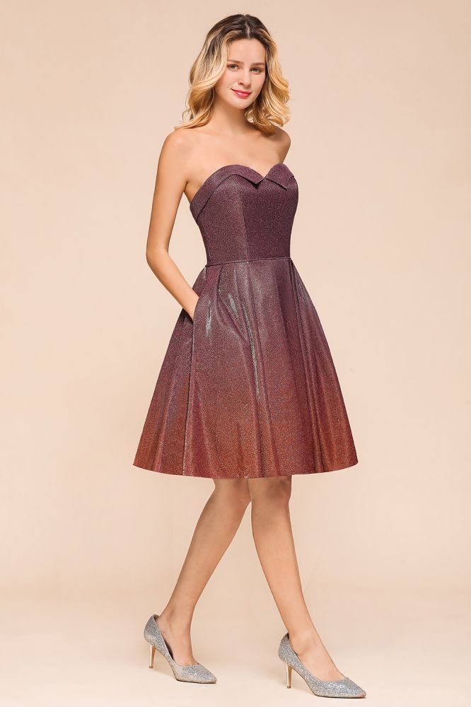 Ärmelloses Mini-Heimkehrkleid mit Herzausschnitt, knielanges Ballkleid aus heller Seide