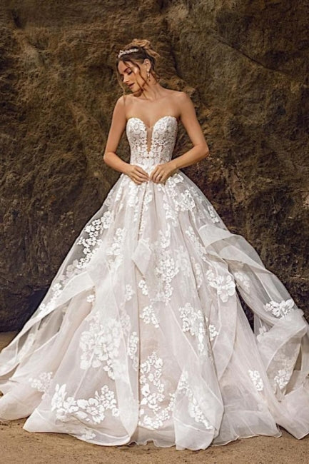 Herzförmiges Tüll-Brautkleid mit Blumenmuster, ärmellos, A-Linie