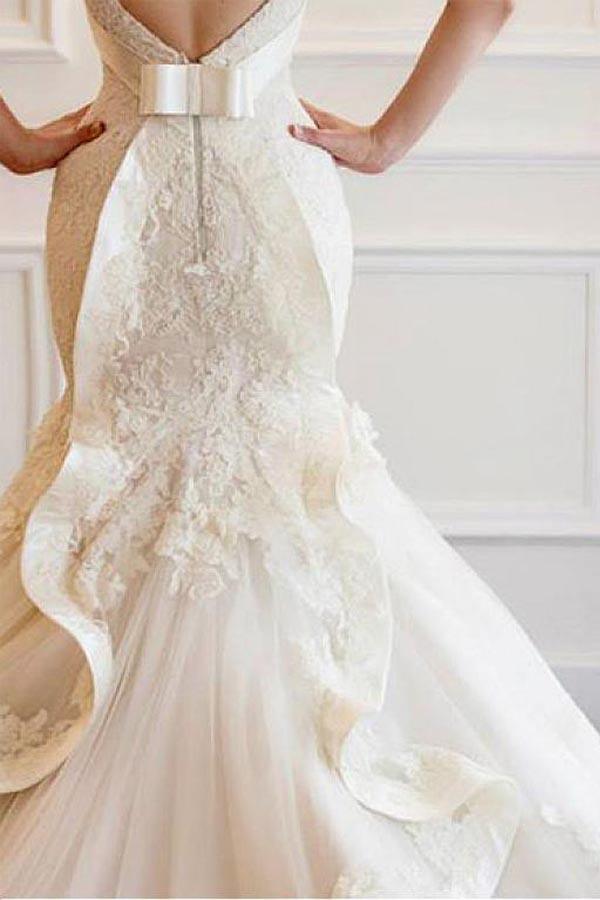 Meerjungfrauen-Brautkleid aus Tüll mit Spitzenapplikationen