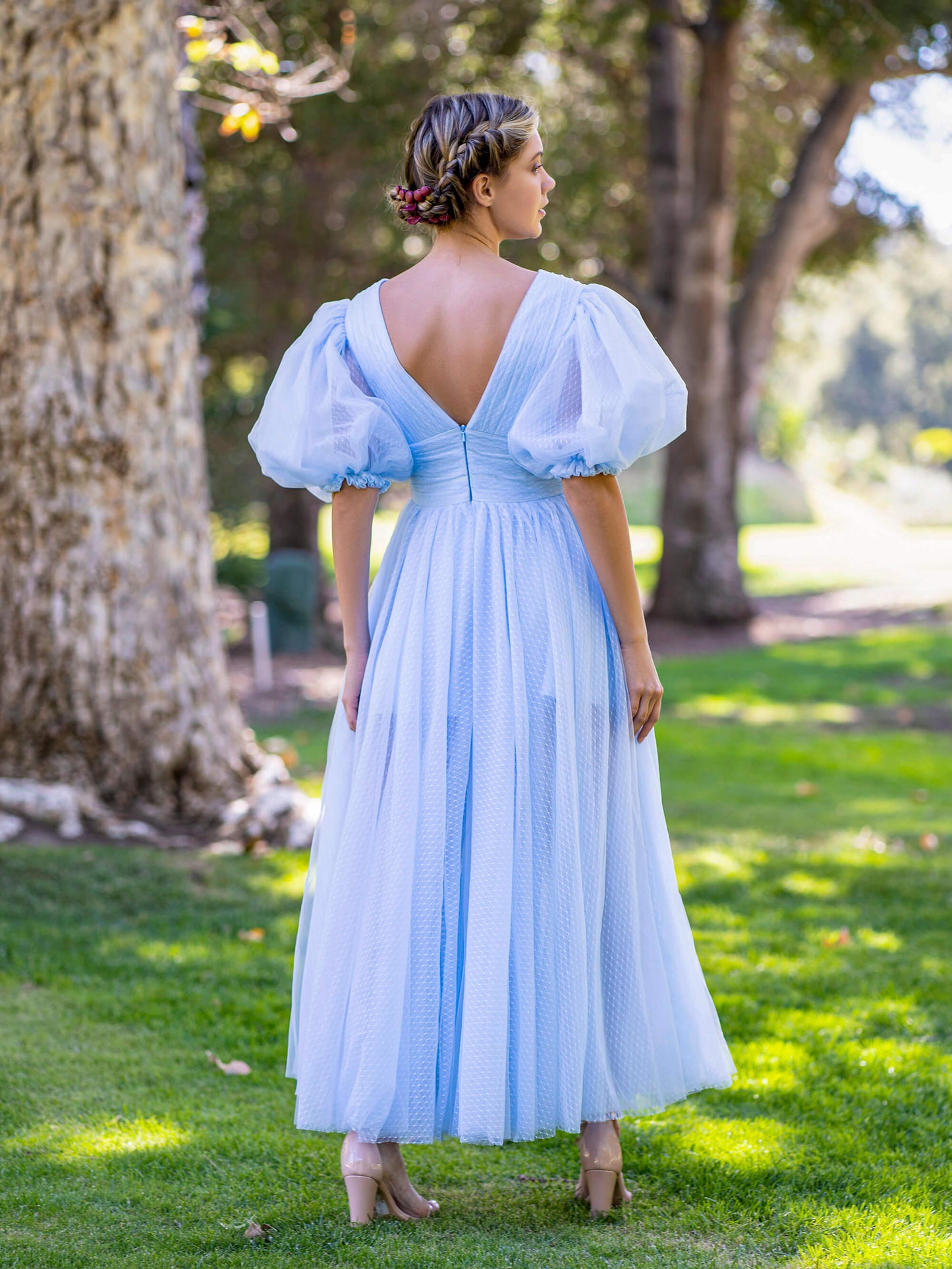 Vestido de fiesta largo de tul con escote en V