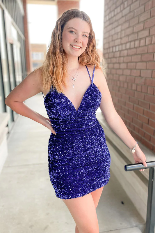 Vestidos de fiesta cortos sin mangas con escote en V y tirantes finos en azul real